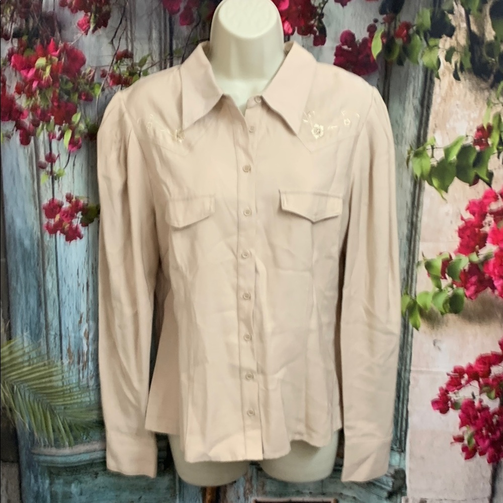 Western Embroidered Floral Detail Boho Long Sleeve Button Down Shirt